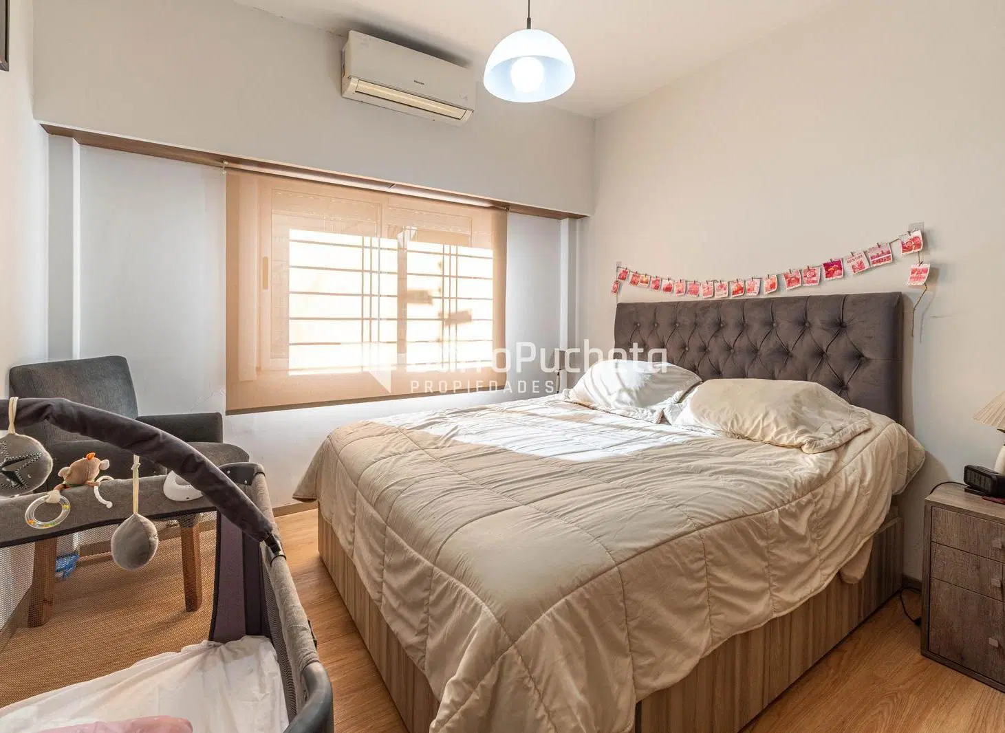 Venta casa 3 ambientes con parque, terraza y cochera doble en Moron sur 8