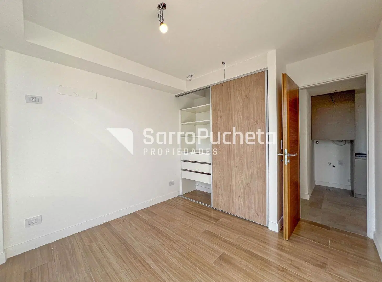 Venta departamento 3 ambientes Moron centro (6°A) 8