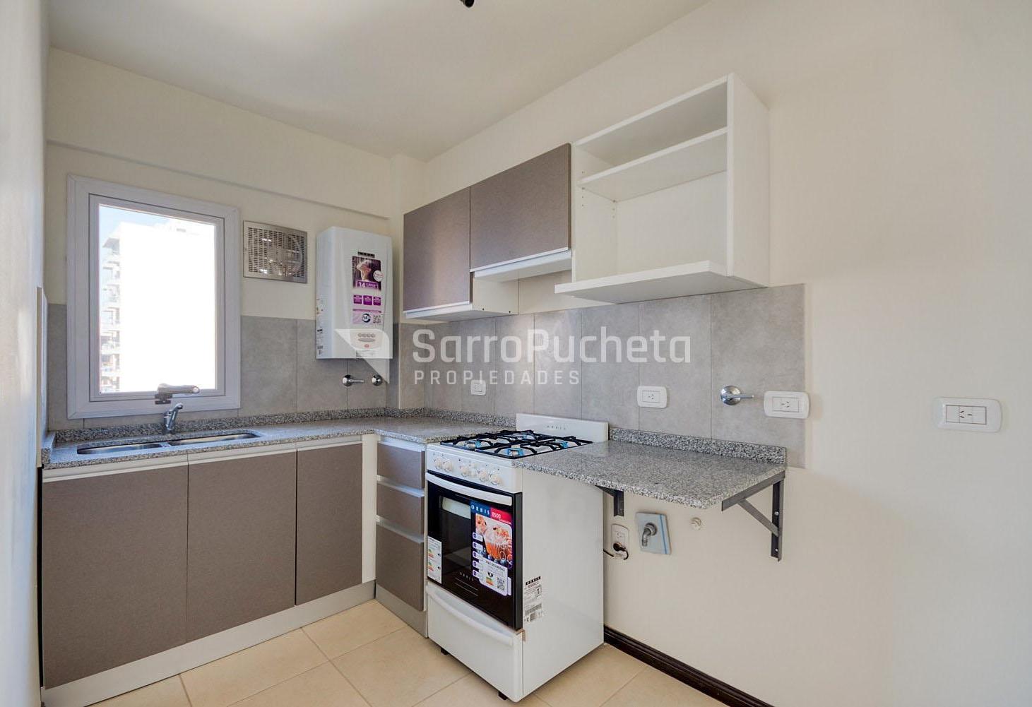 Foto de Alquiler departamento 2 ambientes con balcón y cochera en Moron, imagen 1