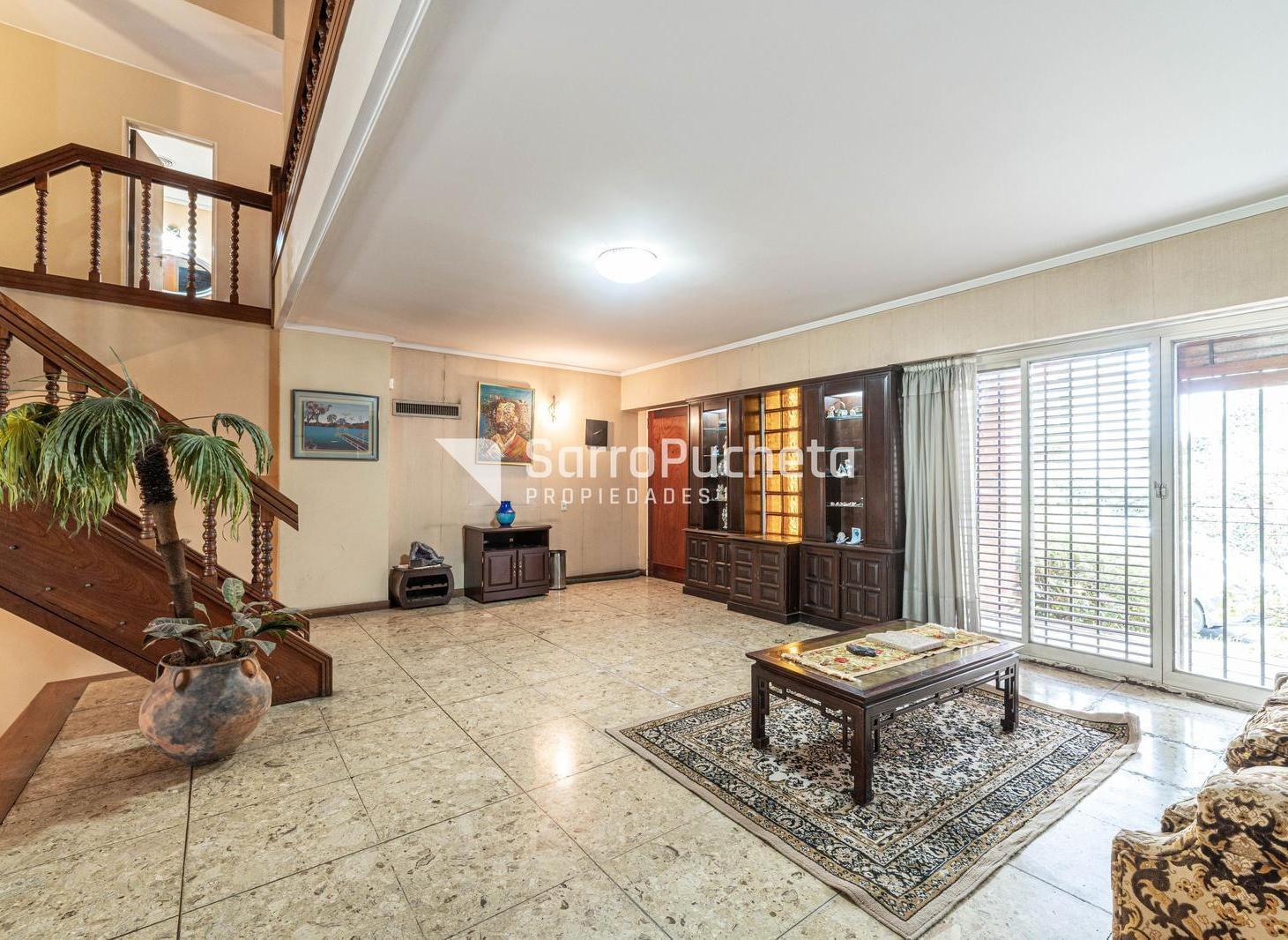 Foto de Venta casa 6 ambientes sobre 2 lotes con amplio parque con piscina y, imagen 2