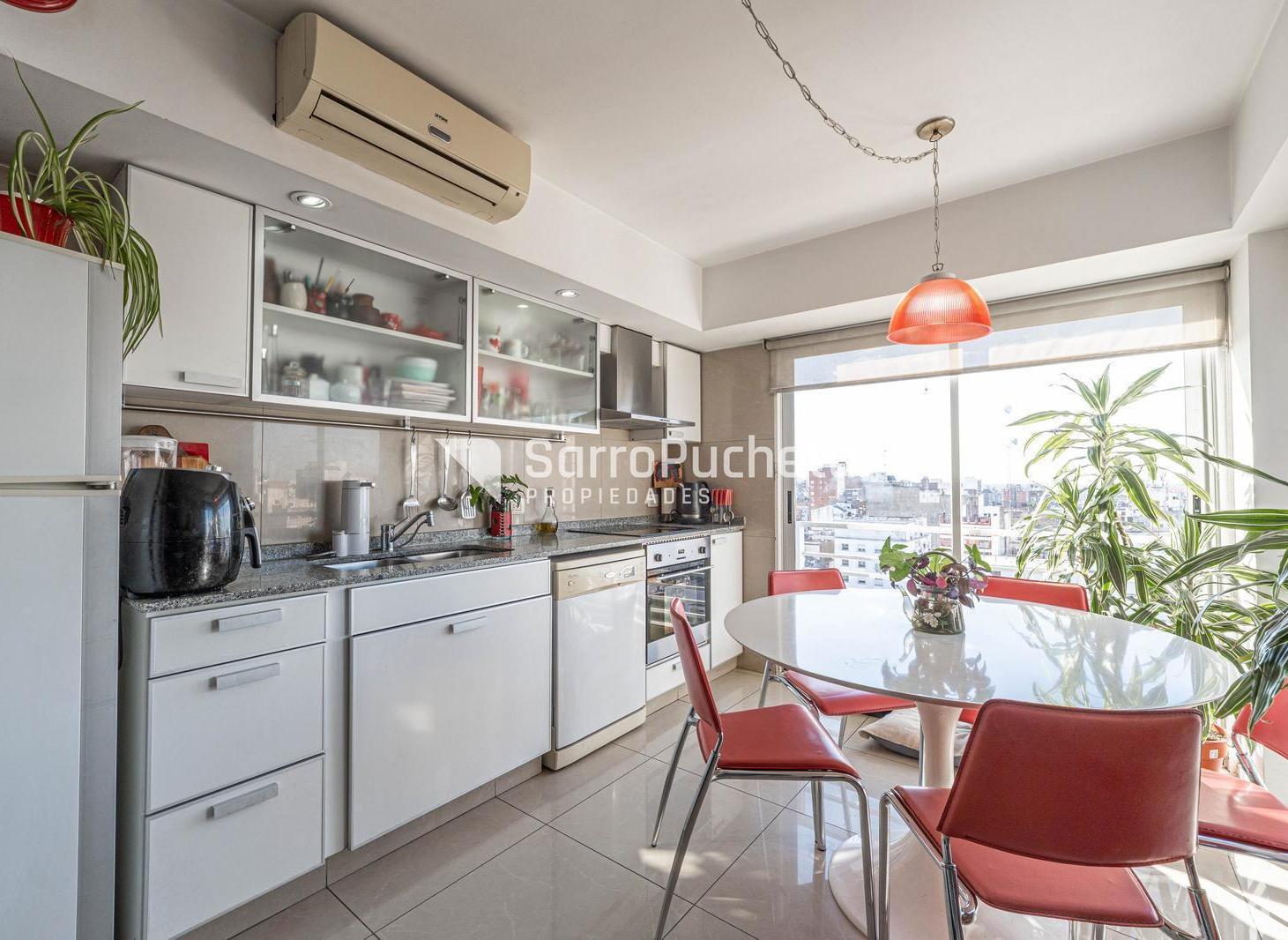 Foto de Venta departamento 2 ambientes con balcón al frente, cochera cubierta y, imagen 2