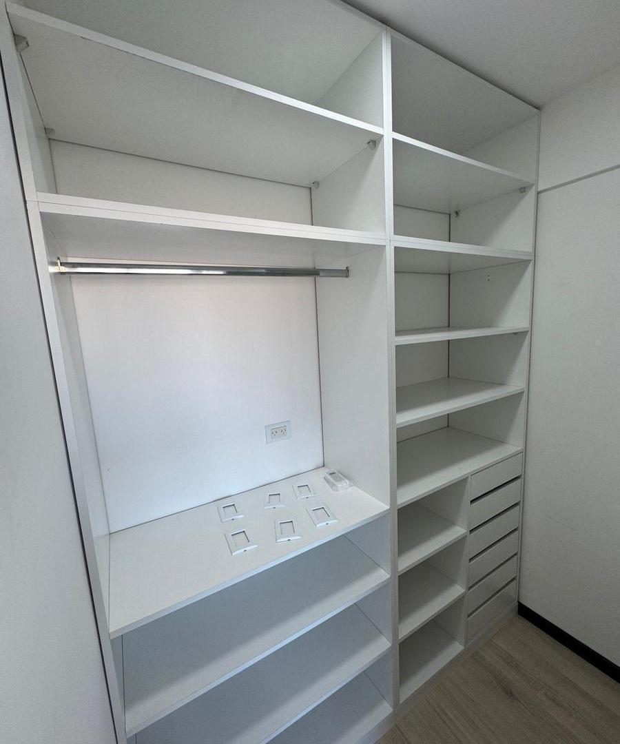 Foto de Alquiler departamento 3 ambientes con balcón y cochera en El palomar, imagen 5