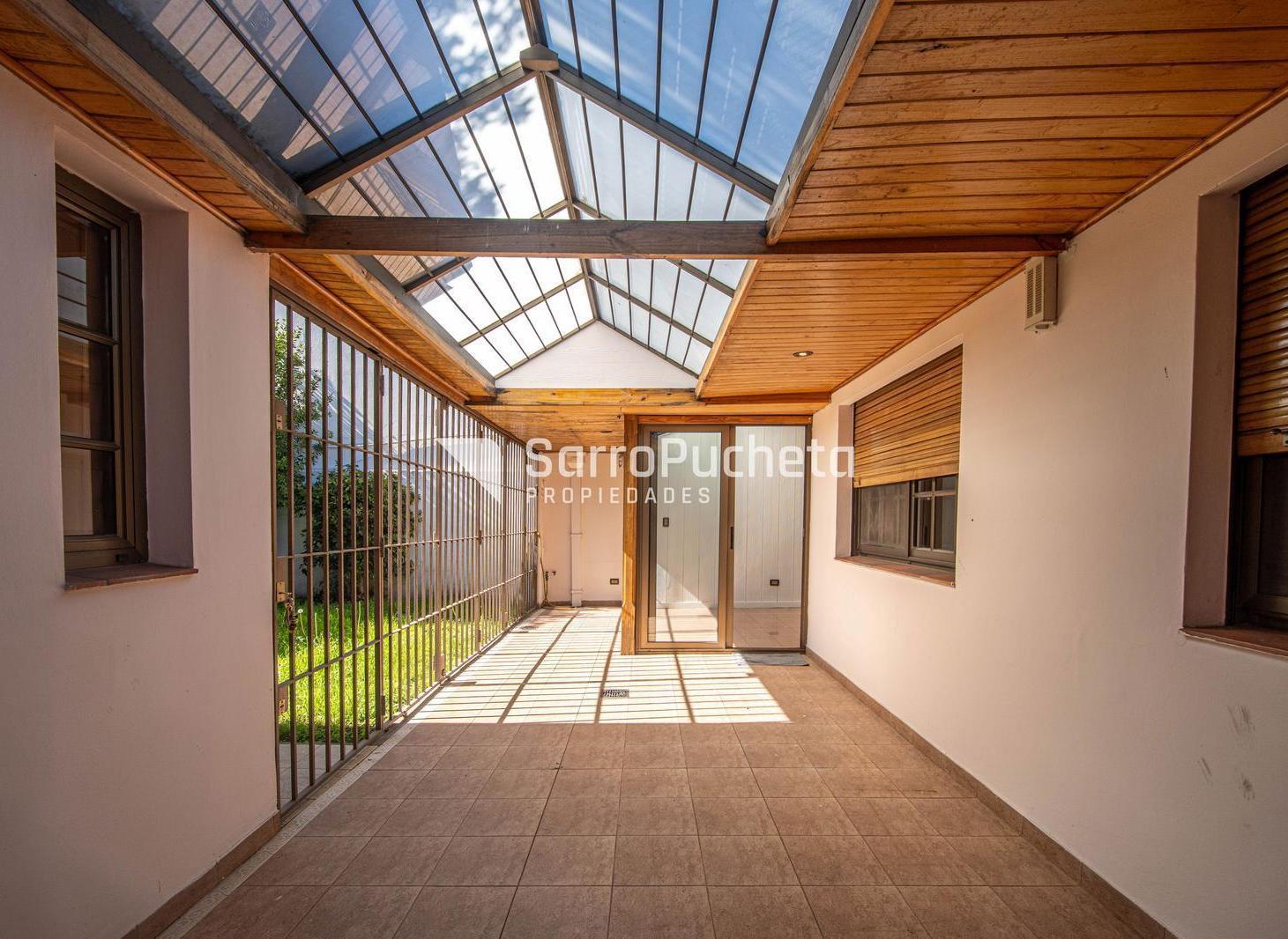 Foto de Venta casa 5 ambientes con playroom en Haedo Sur, imagen 3