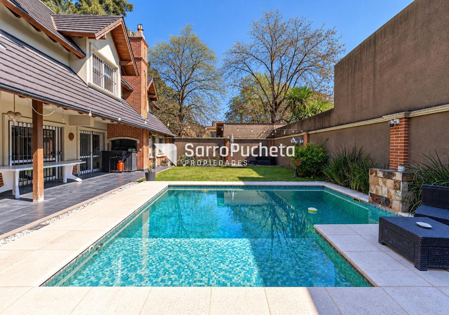 Foto de Venta casa 6 ambientes con pileta en Castelar Norte, imagen 2