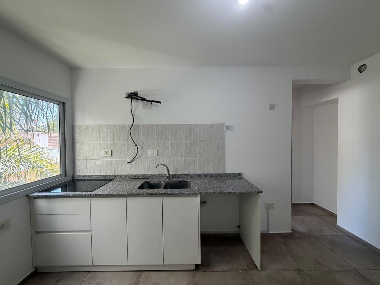 Foto de Alquiler departamento dos ambientes en Morón, imagen 2