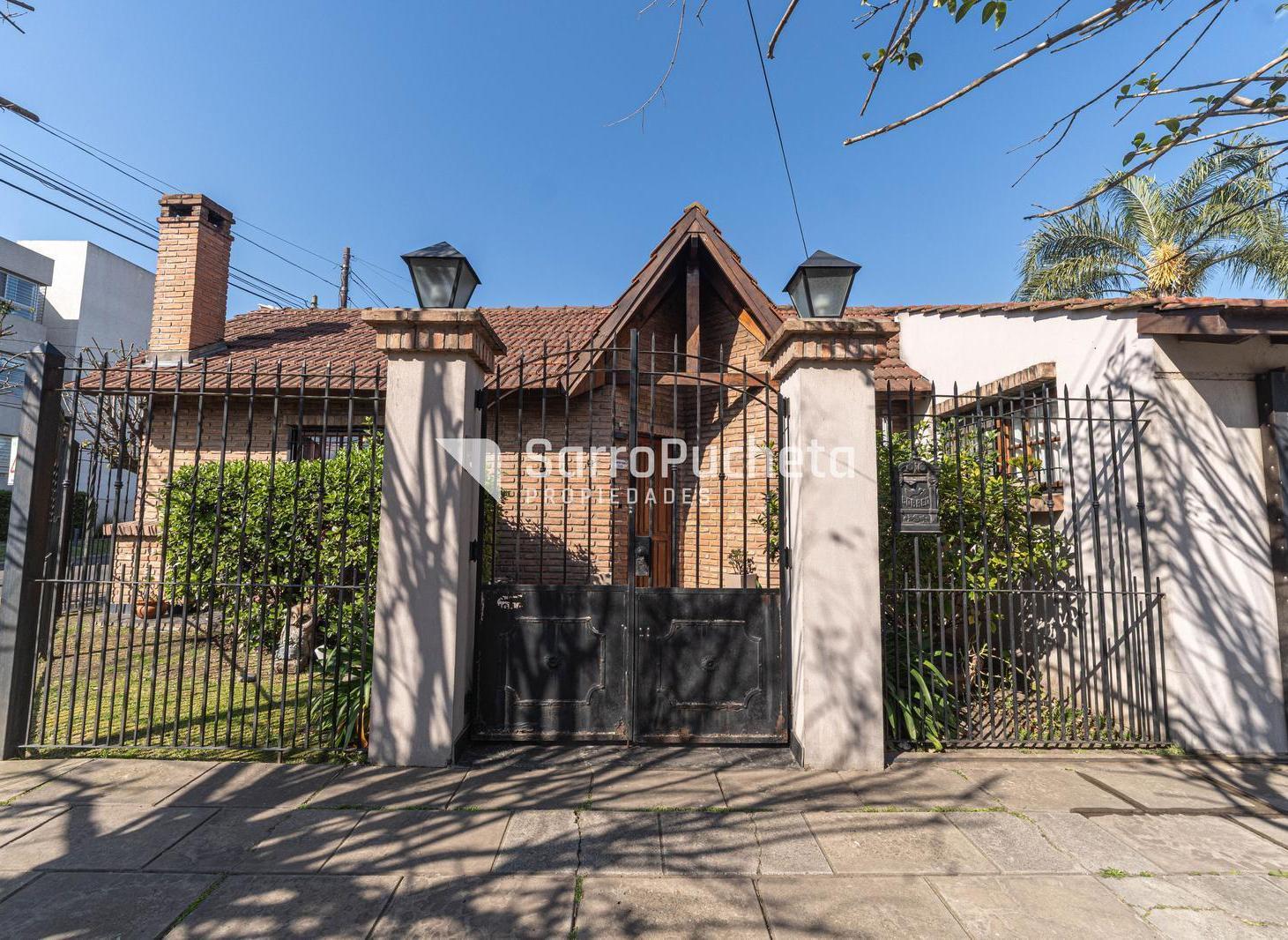 Foto de Casa en venta en Ituzaingo con parque y piscina, imagen 1