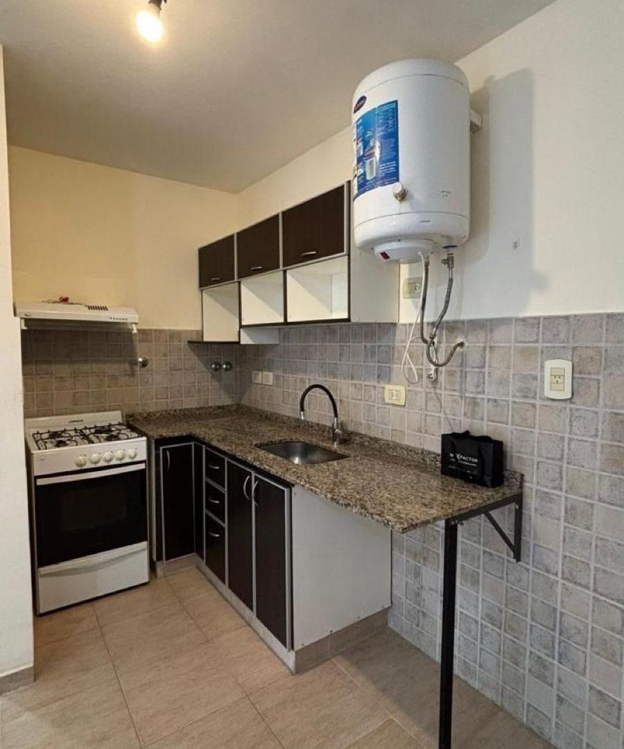 Foto de Alquiler departamento dos ambientes en Morón, imagen 1