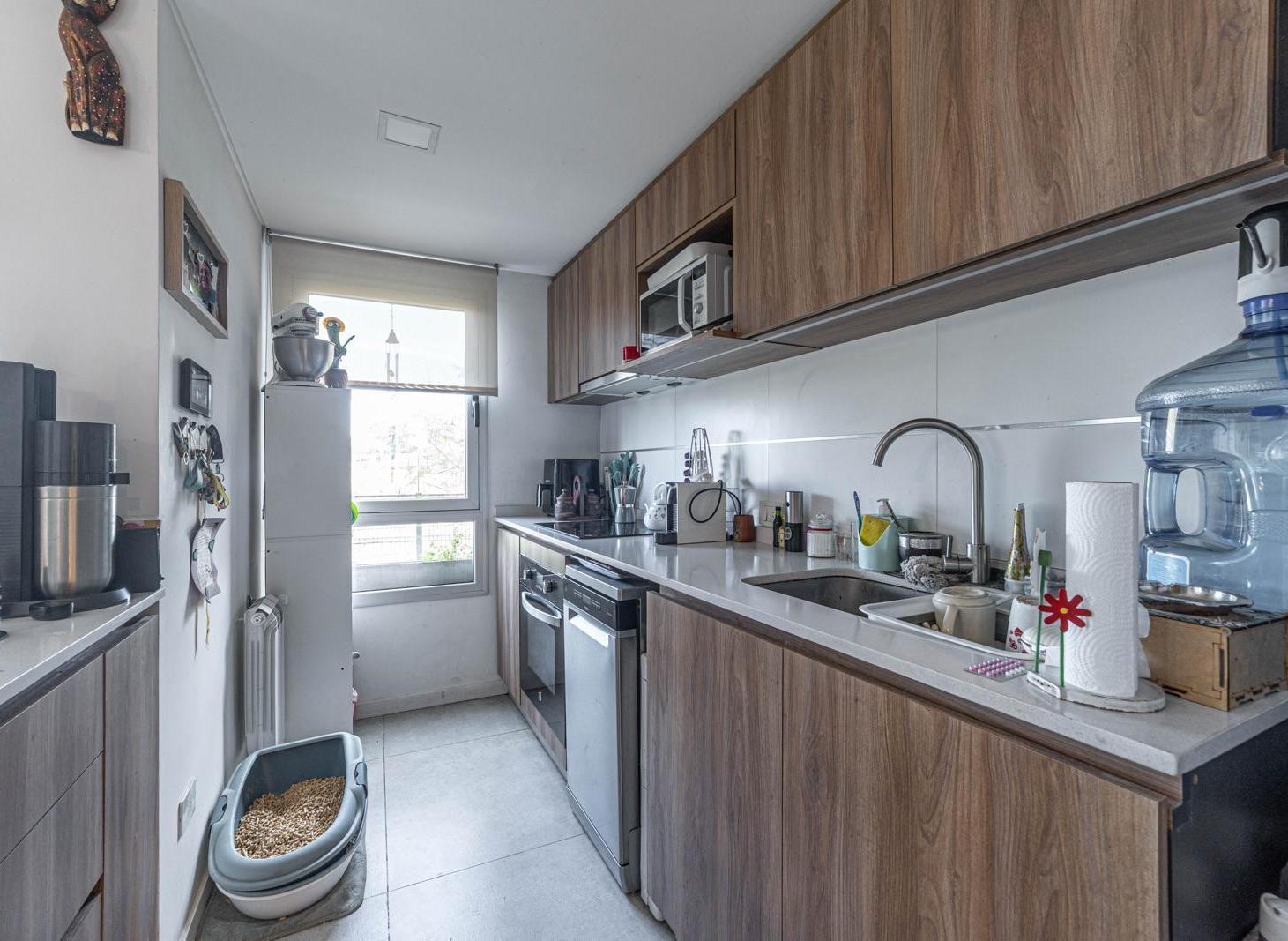 Foto de Venta departamento 3 ambientes con cochera en Villa Udaondo, imagen 5