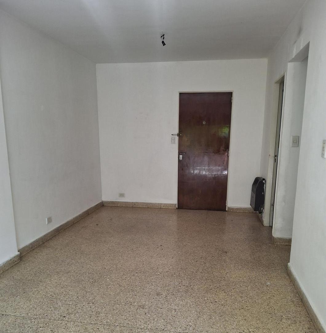 Foto de Depto en Venta 3 amb con Balcón - Parque Chacabuco, imagen 2