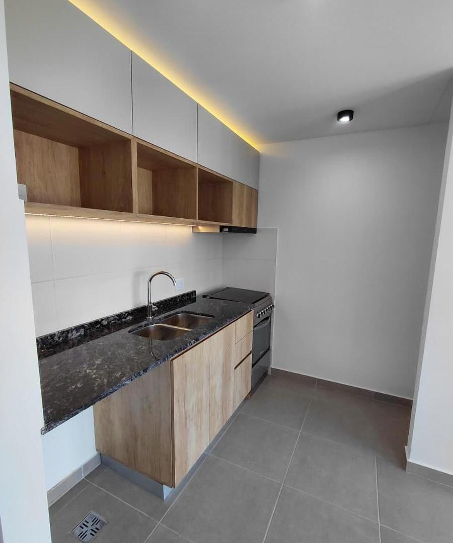 Foto de Alquiler departamento 2 ambientes en Moron., imagen 1