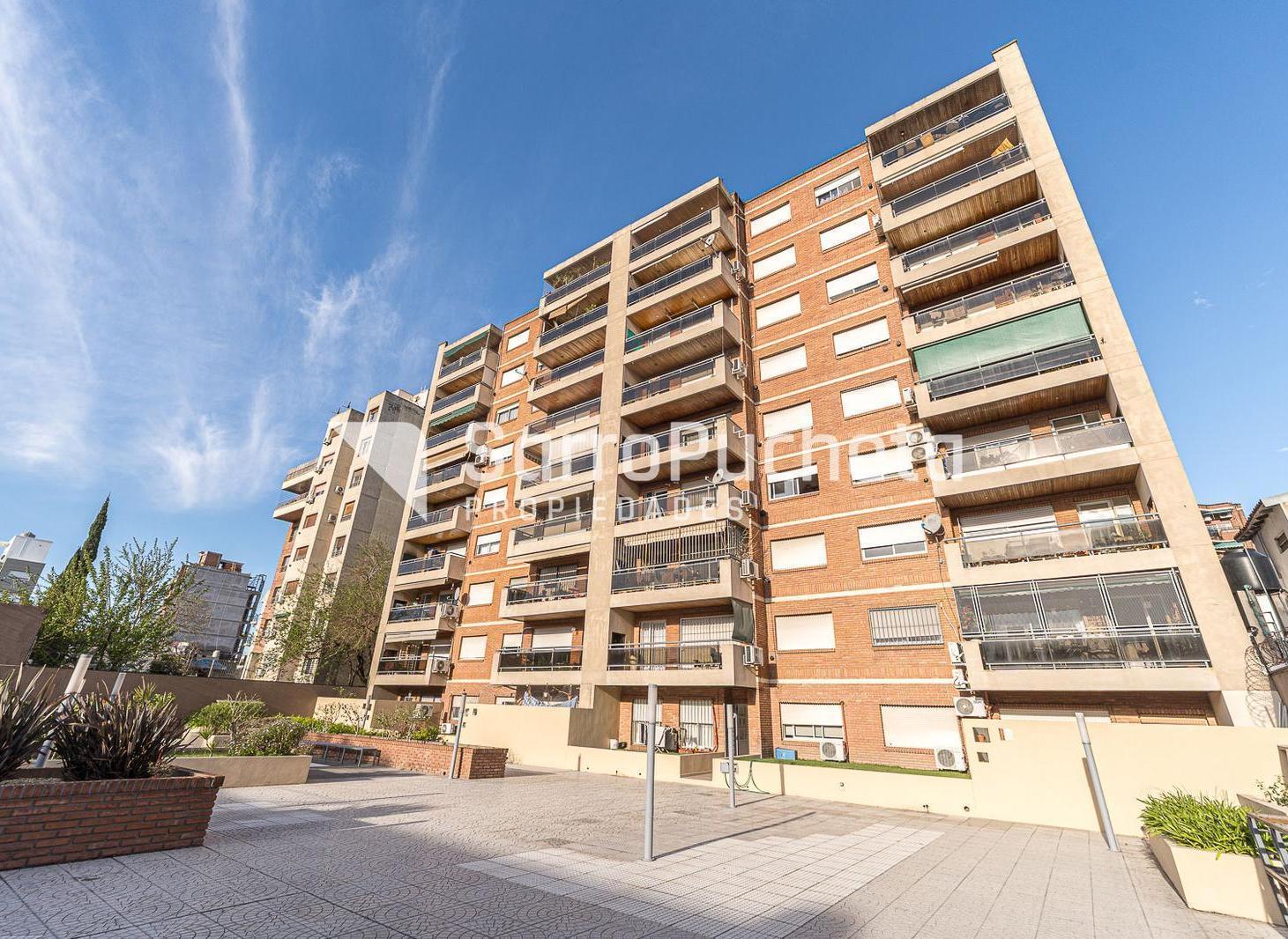 Foto de Venta departamento dos ambientes con cochera en Castelar, imagen 3