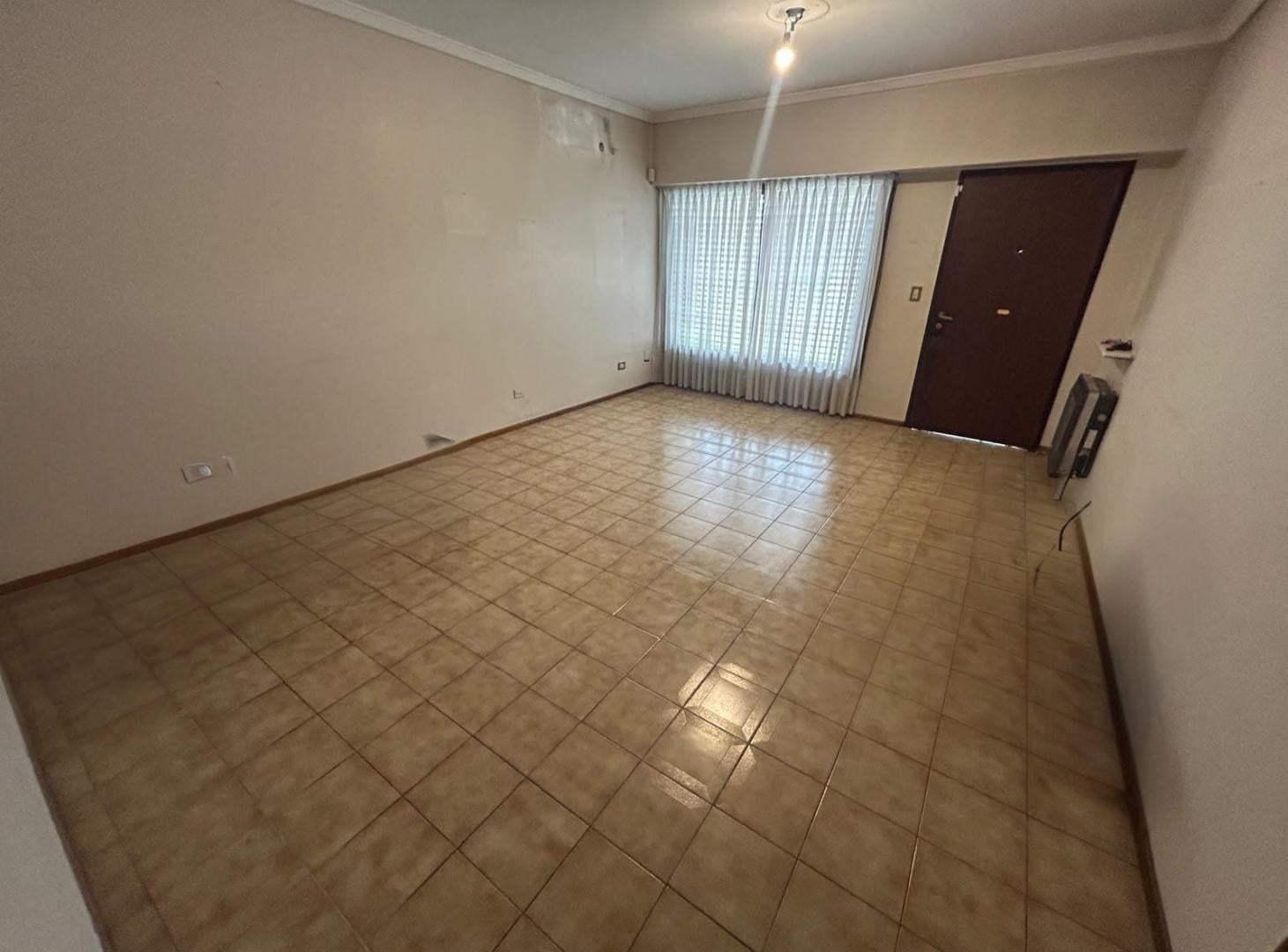 Foto de Venta casa 5 ambientes con patio, cochera y parrilla, Ramos Mejia, imagen 4