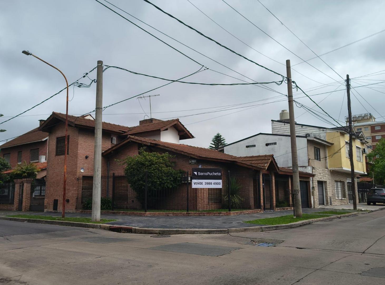 Foto de Venta casa 5 ambientes con patio, cochera y parrilla, Ramos Mejia, imagen 5