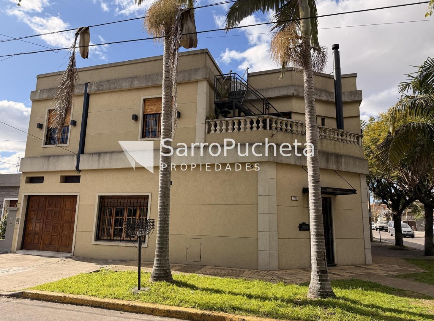 Foto de Venta casa 3 ambientes con garaje y terraza en Villa Luzuriaga, imagen 3