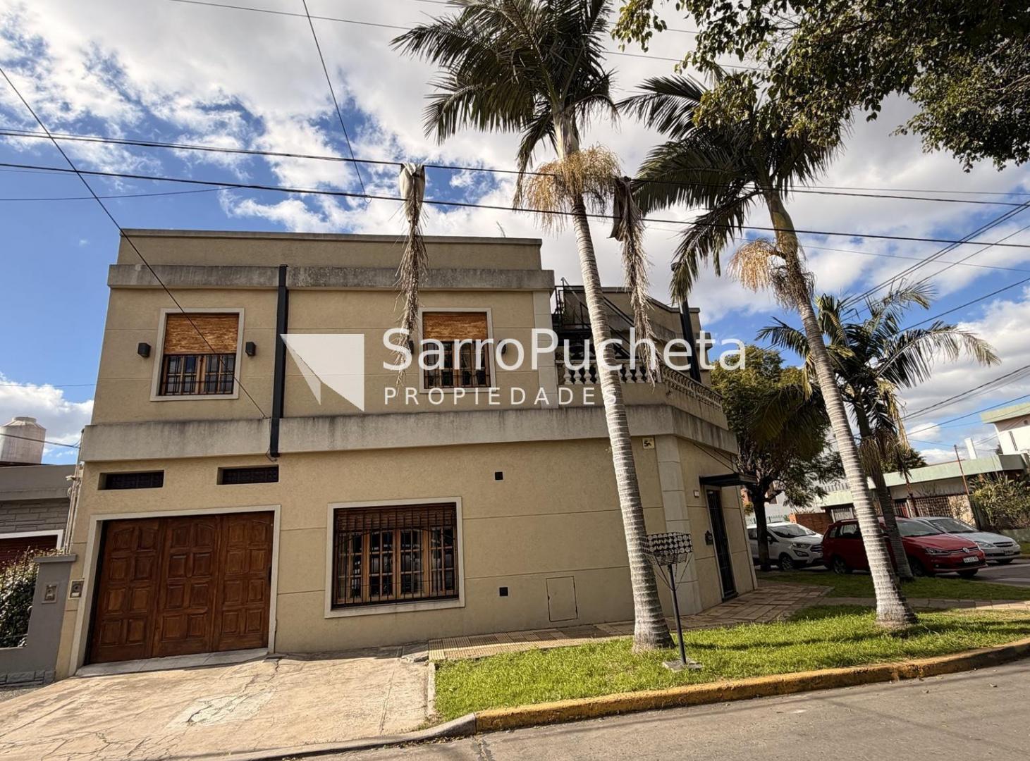 Foto de Venta casa 3 ambientes con garaje y terraza en Villa Luzuriaga, imagen 2