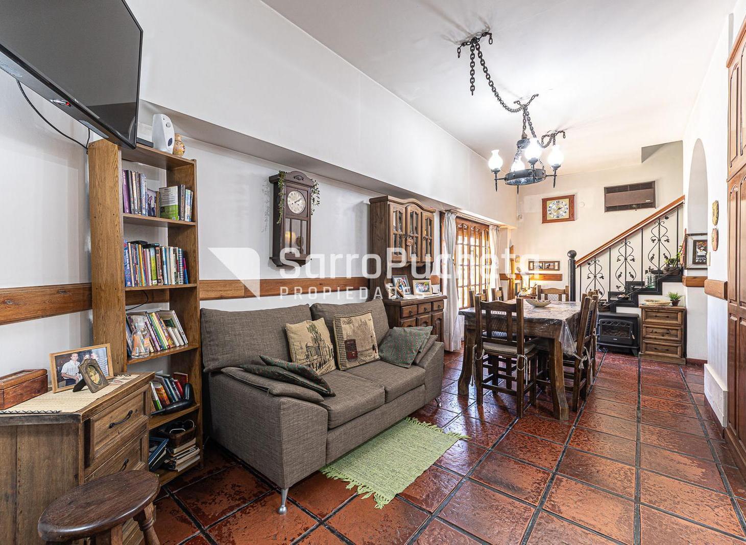Foto de Venta casa 3 ambientes con garaje y terraza en Villa Luzuriaga, imagen 4