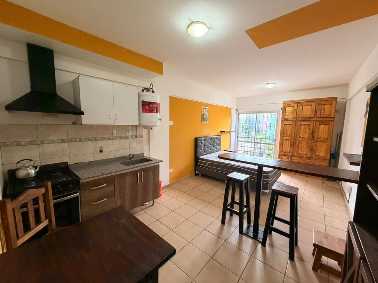 Foto de Alquiler departamento monoambiente AMOBLADO en Morón, imagen 1