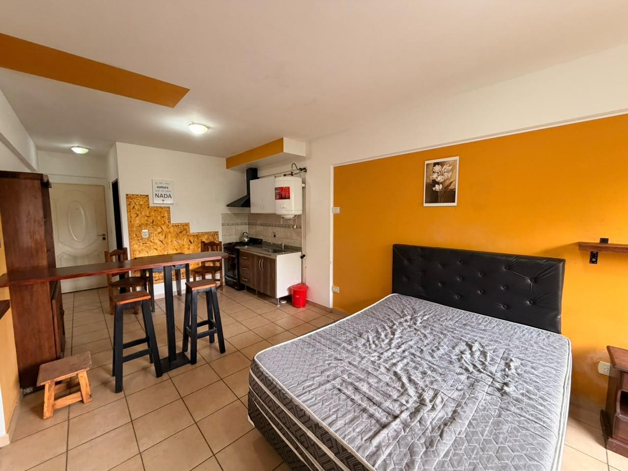 Foto de Alquiler departamento monoambiente AMOBLADO en Morón, imagen 4