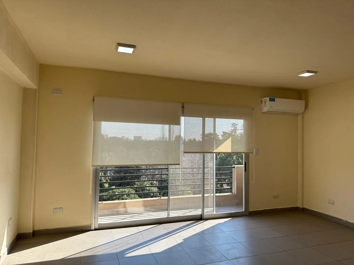 Departamento 2 ambientes en alquiler en Don Torcuato 2