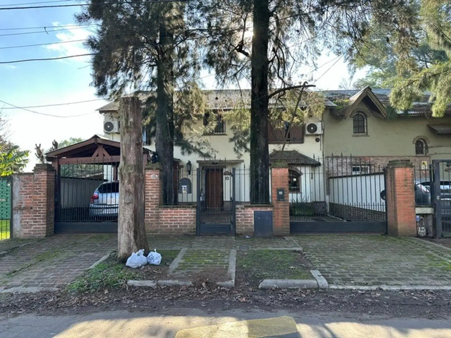 Casa a la venta en Don Torcuato 1