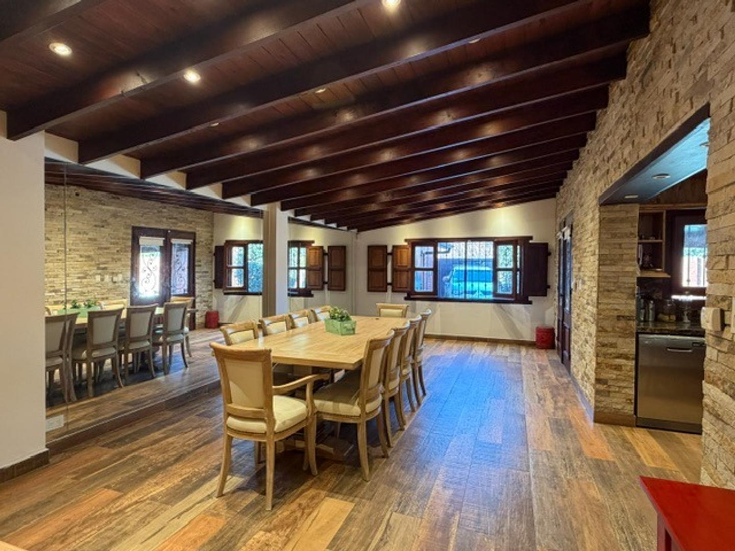 Foto de Casa en alquiler en Don Torcuato, imagen 2