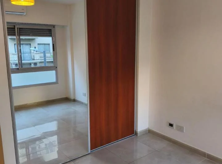 DUEÑO VILLA URQUIZA IMPECABLE DOS AMBIENTES C/PATIO COCHERA OPCIONAL 5