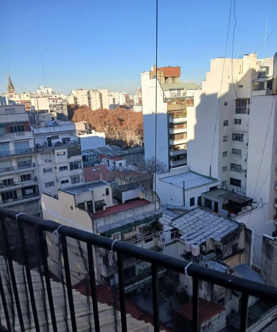 DUEÑO ALQUILA SEMIPISO DOS AMBIENTES BALCÓN VISTA ABIERTA 2