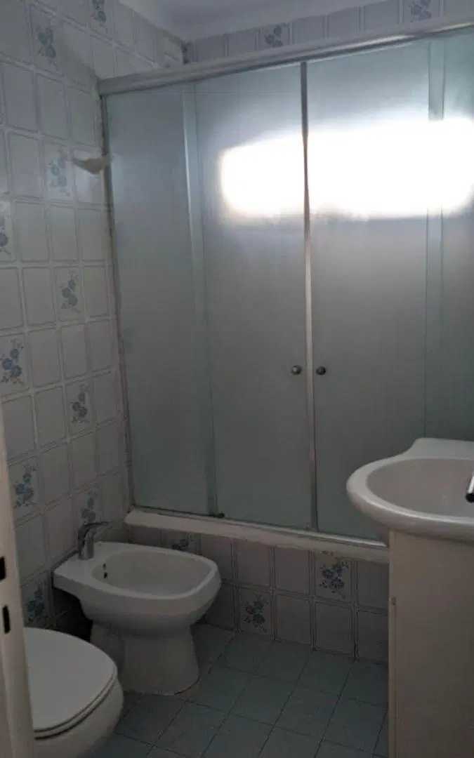 ALQUILO CUATRO AMBIENTE PISO 7 MUY LUMINOSO BAJAS EXPENSAS 4