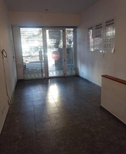 Foto de Local en Venta Av. Rivadavia y White Villa Luro 55 m2 en Planta baja, imagen 4