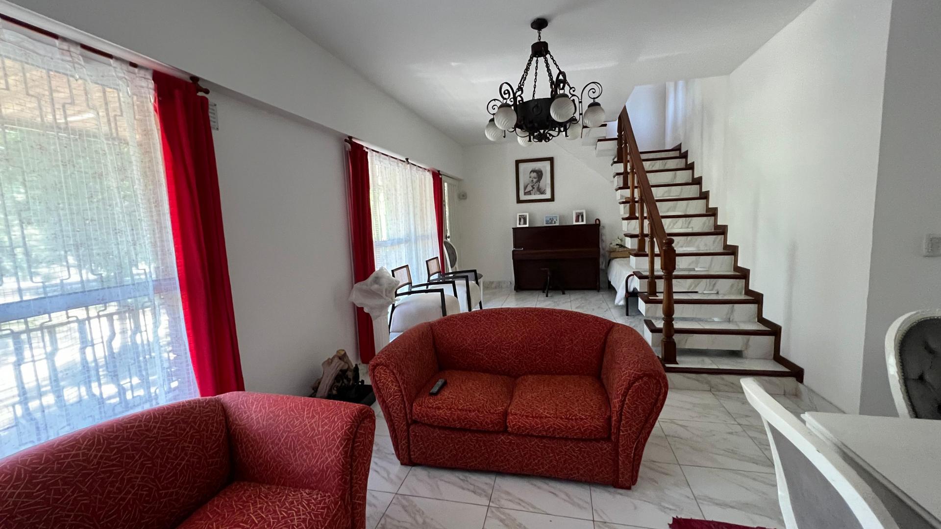 Foto de PH 132 m² con 3 Dormitorios en Venta, Mataderos, imagen 2