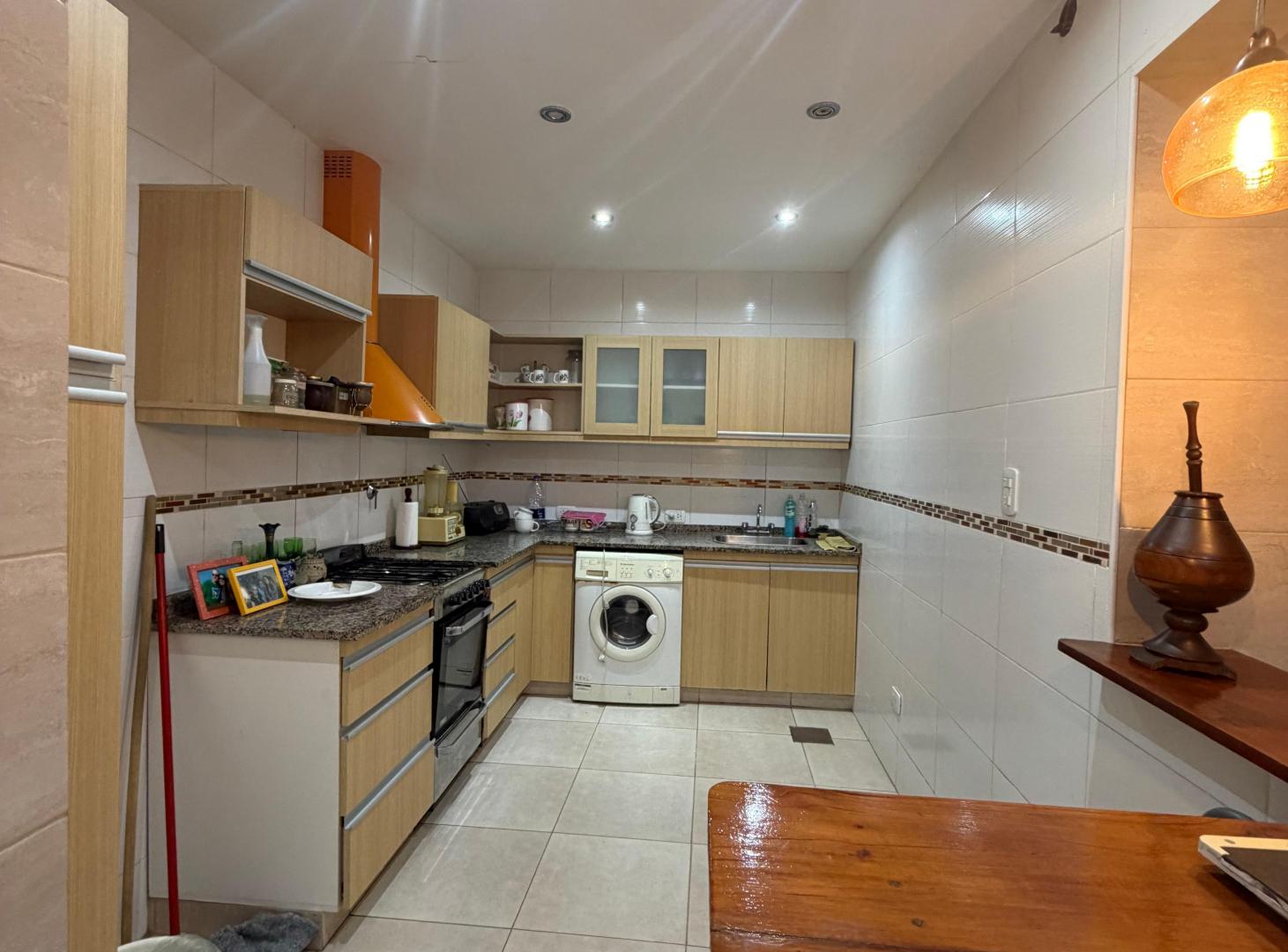 Foto de PH de 71 m² con 2 dormitorios y patio descubierto en venta en Liniers, imagen 5