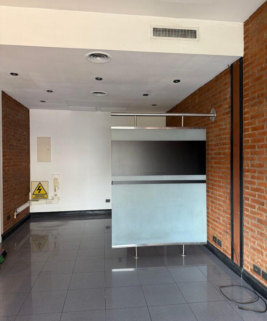 Foto de Oficina comercial de 60 m² en alquiler en Puerto Madero, imagen 1