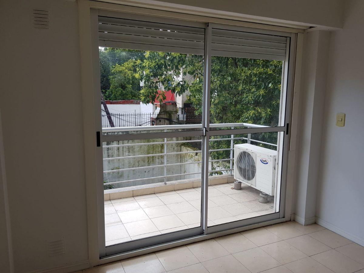 Foto de Departamento de 42 m² de 1 dormitorio en alquiler en Monserrat, imagen 2