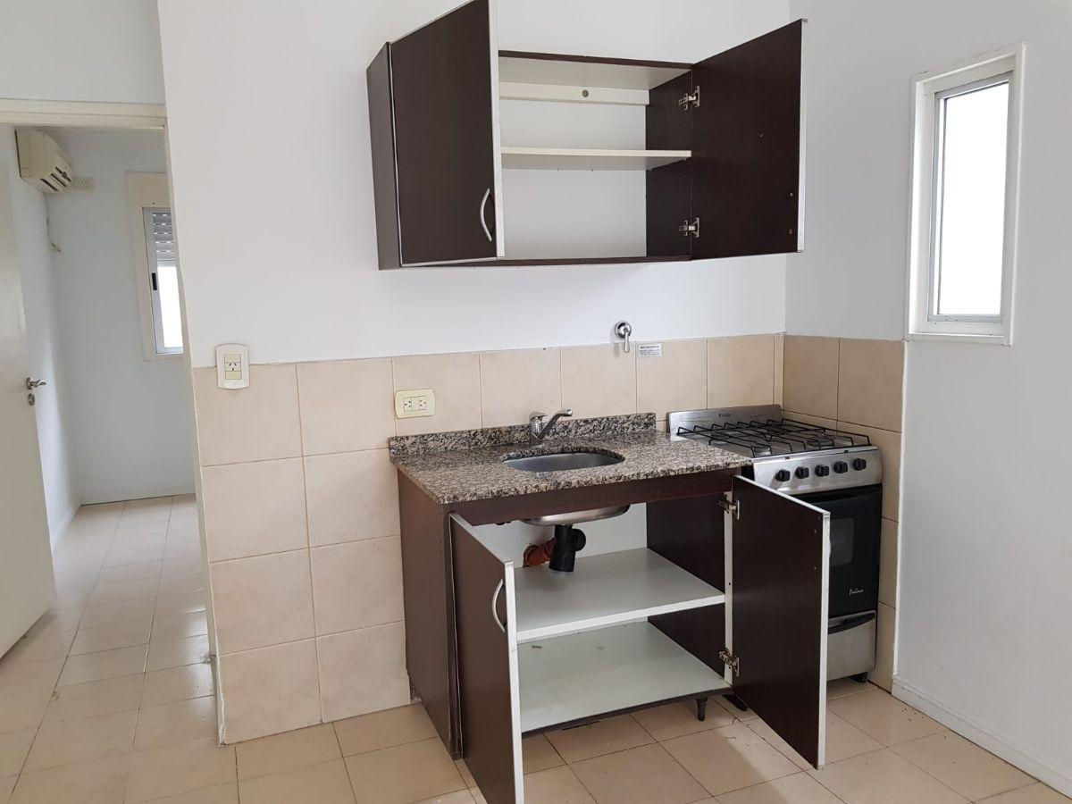 Foto de Departamento de 42 m² de 1 dormitorio en alquiler en Monserrat, imagen 4