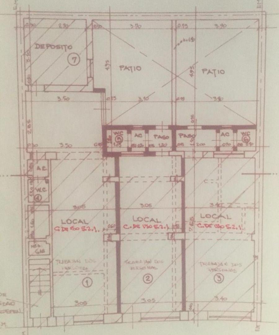 Foto de Depósito local comercial de 145 m² cubiertos en alquiler en Liniers, imagen 3