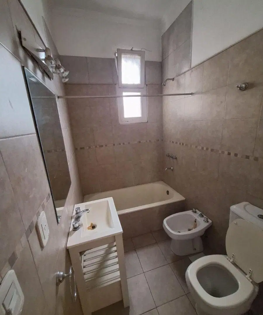 2 AMBIENTES PB AL FRENTE EXC ZONA 5