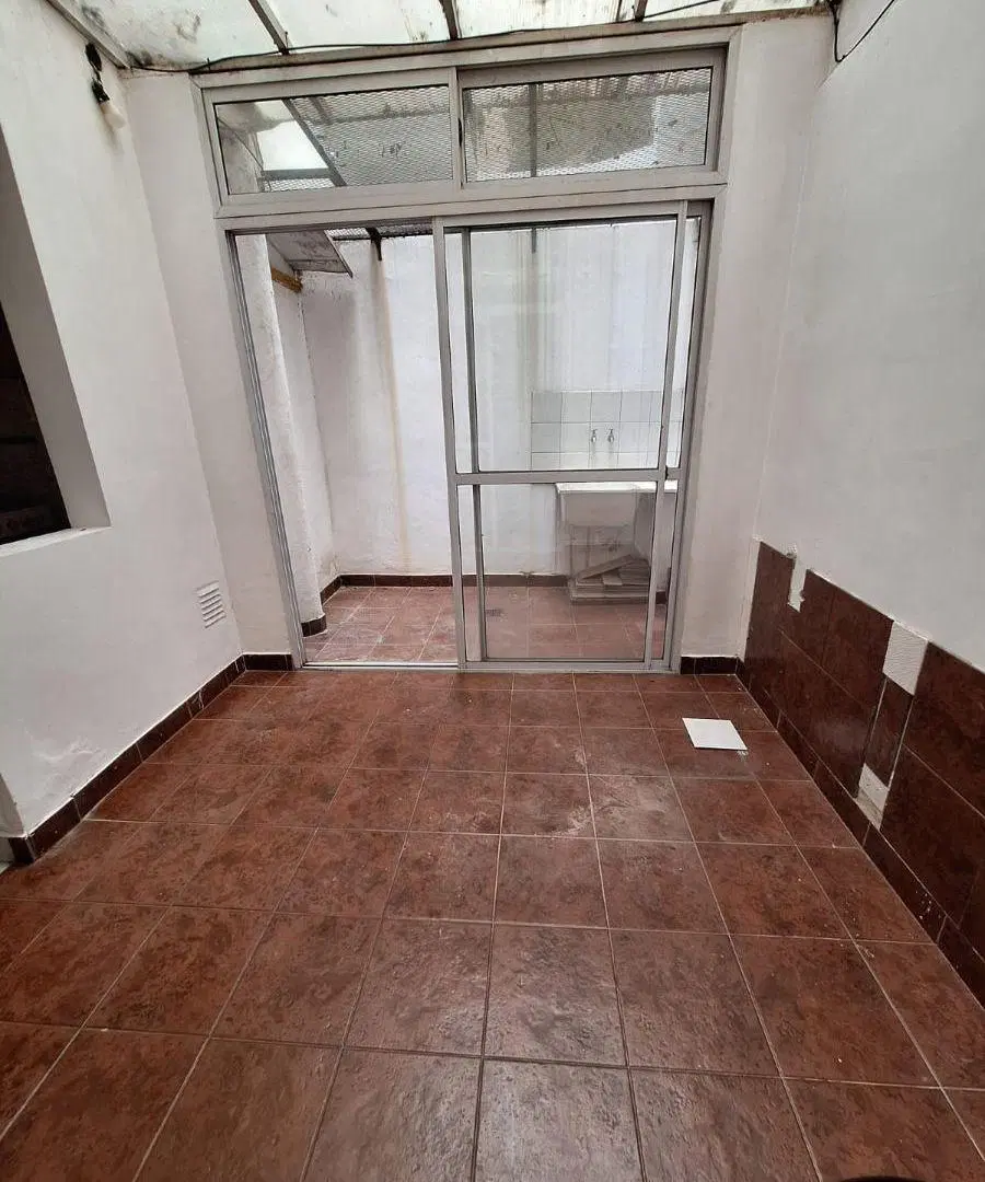 2 AMBIENTES PB AL FRENTE EXC ZONA 1