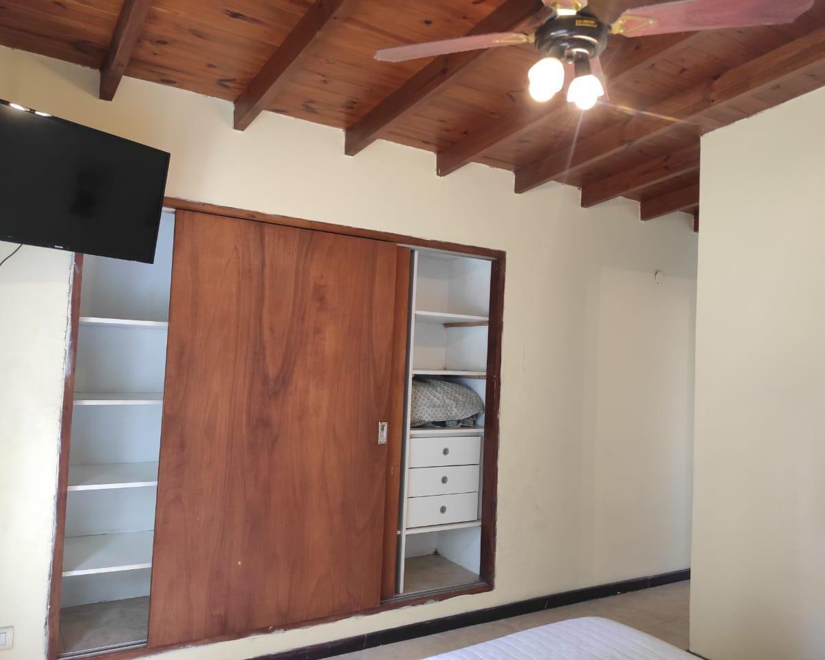 Venta en Block de 2 Casas en Espectacular Lote de 726 M²? 170 m² Cubiertos Totales 2
