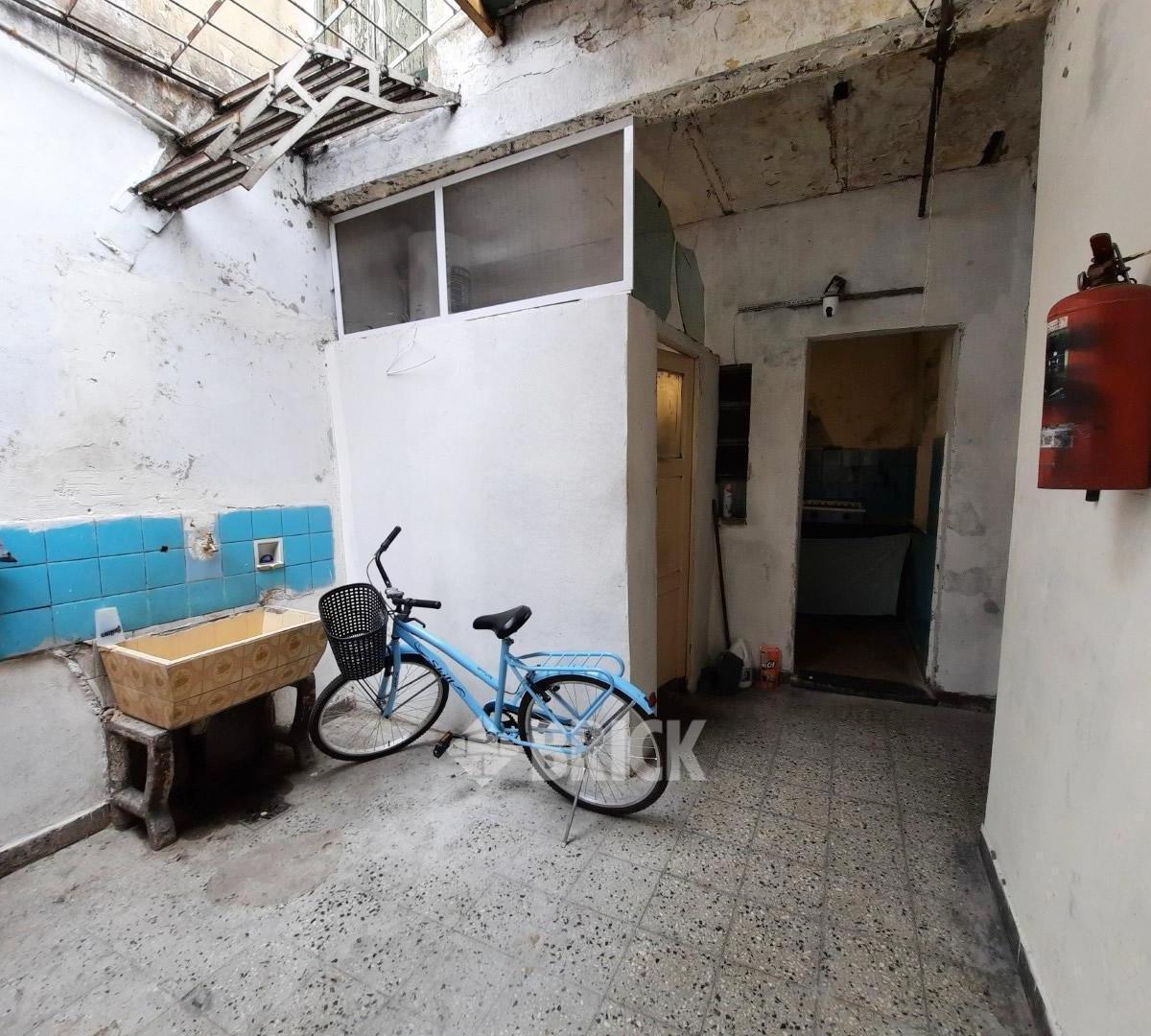 Lote de 7.34x18.39 m en 15 de Noviembre de 1889 Al 1300 - a Construir 740 m² 4
