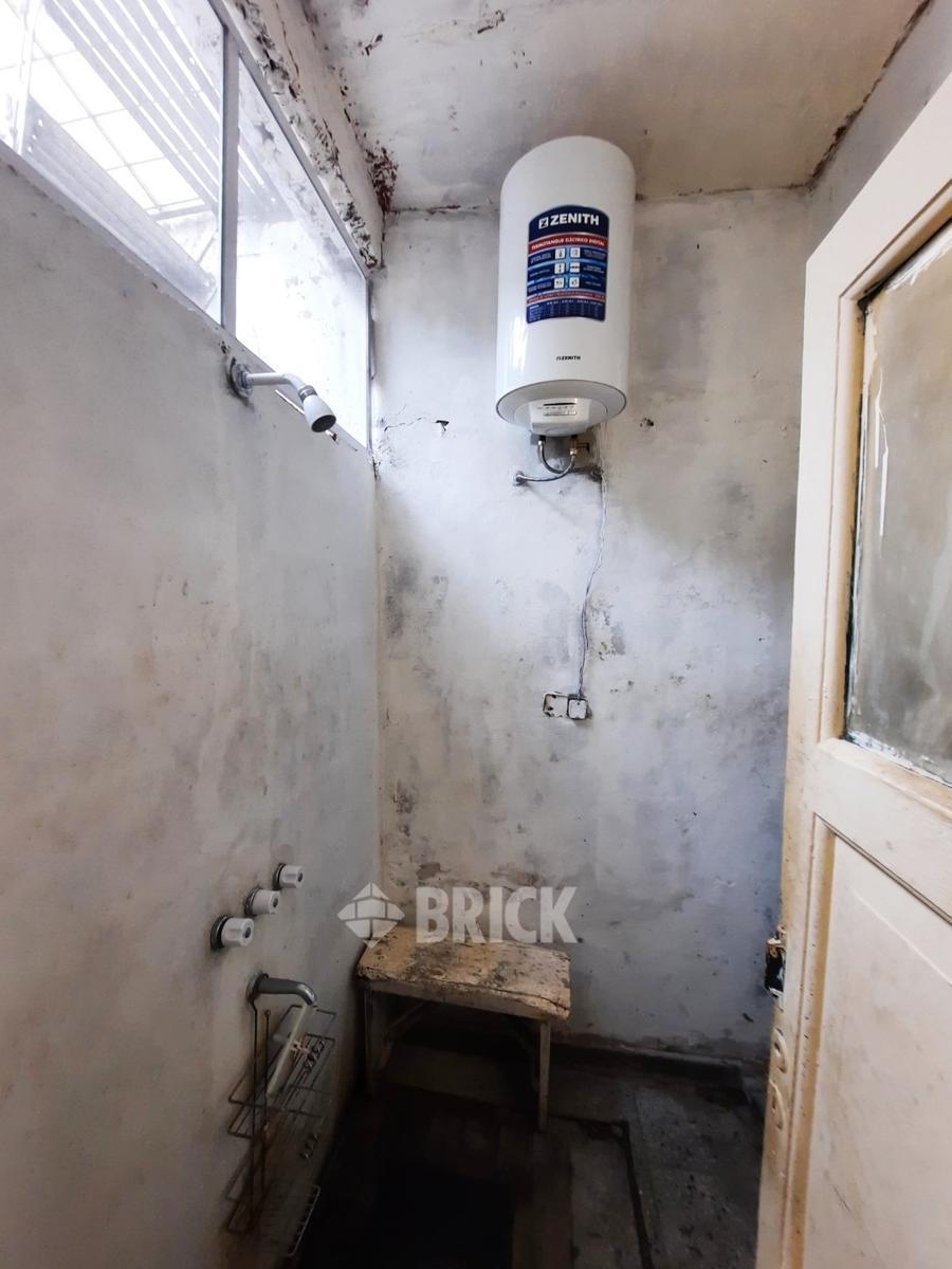 Lote de 7.34x18.39 m en 15 de Noviembre de 1889 Al 1300 - a Construir 740 m² 1