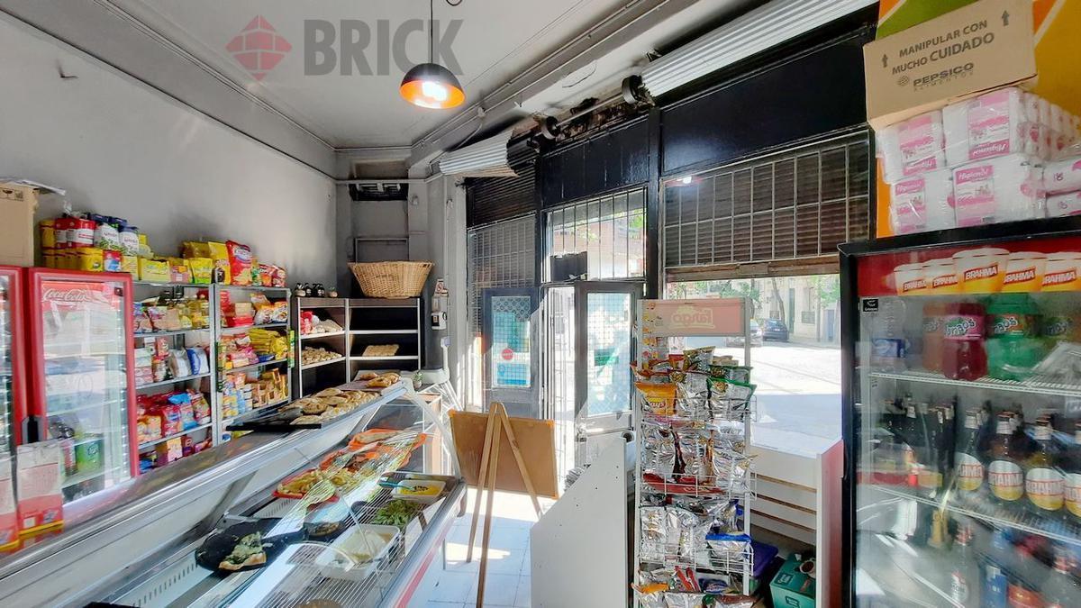 Foto de VENTA EN BLOCK EN SANTIAGO DEL ESTERO AL 1900 - LOCAL A LA CALLE Y 2 PH, imagen 3