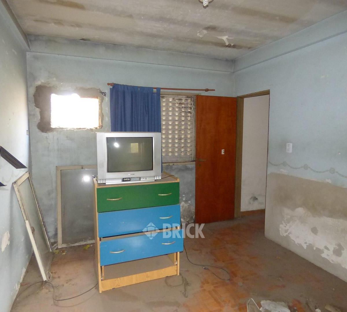 Venta en Block en Lote de 8.66x35.68 m en Barros Pazos Al 5900 - 295 m² Cub 4