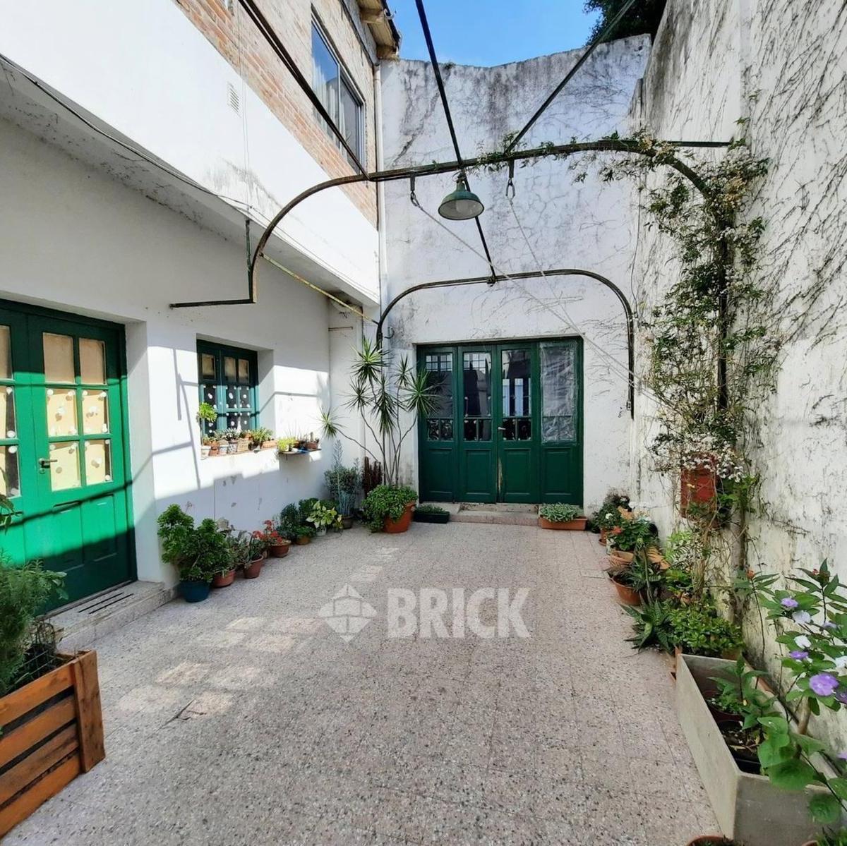 Lote de 8.66x47.69 m en Conesa Al 400 - 850 m² a Construir 2