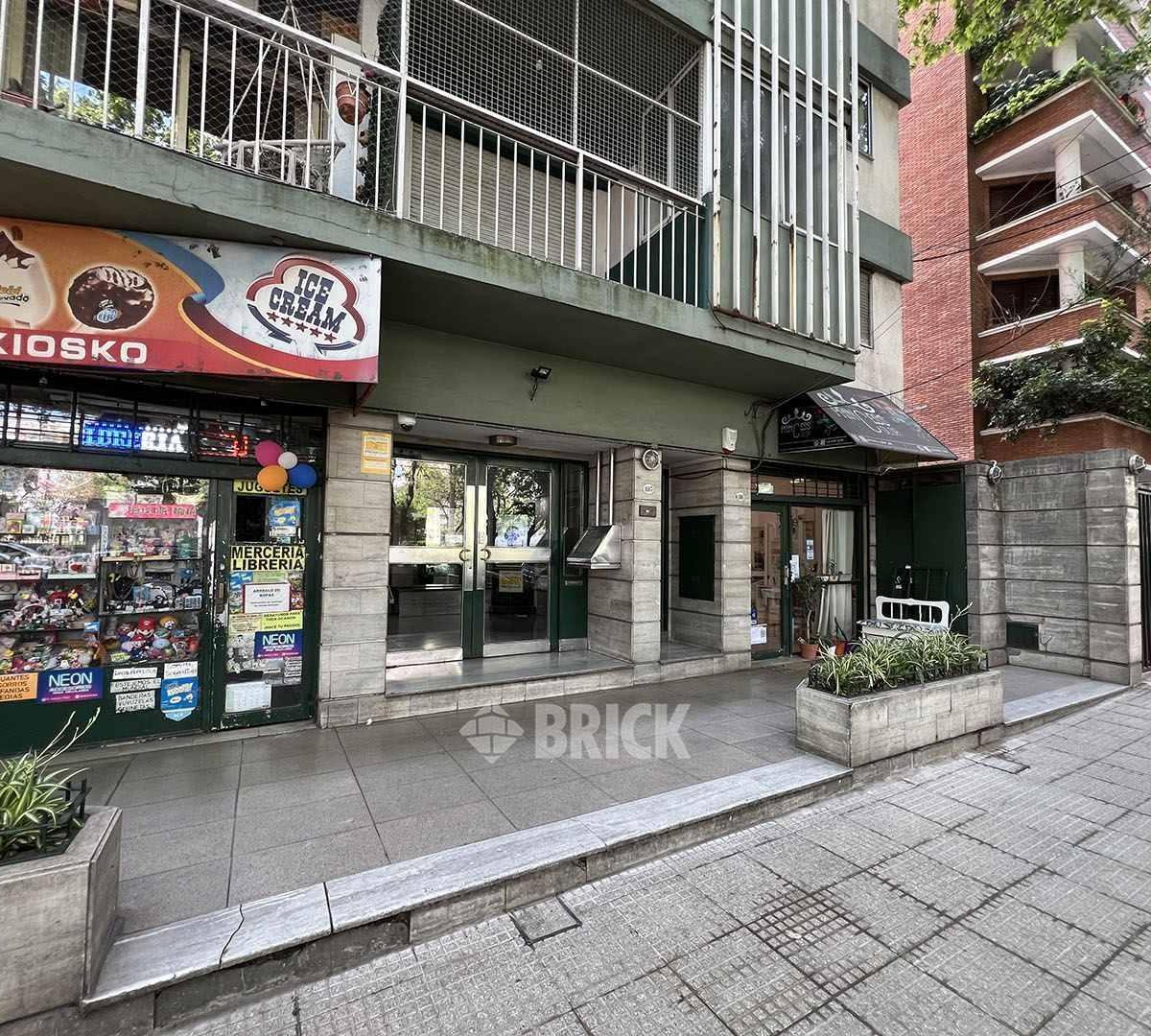AV. AVELLANEDA AL 1800 - 33 M2 BALCON V/PANORAMICA T/SOL T/EXTERNO APTO PROFESIONAL