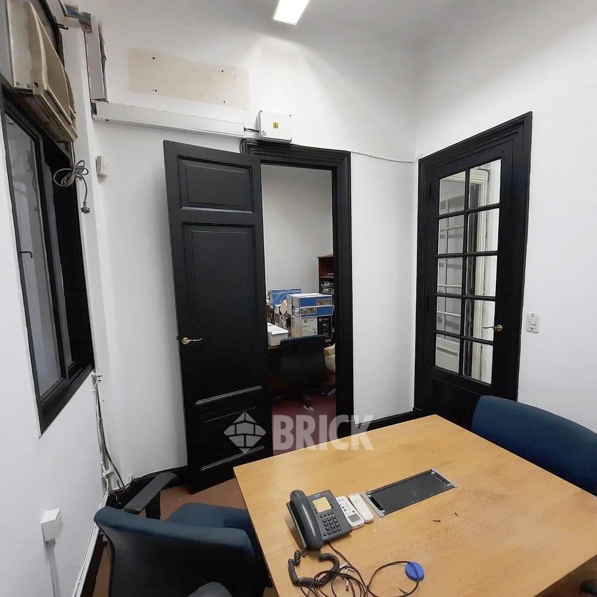 Maipu y Av Corrientes - Impecable Apto Profesional Gran Hall 2