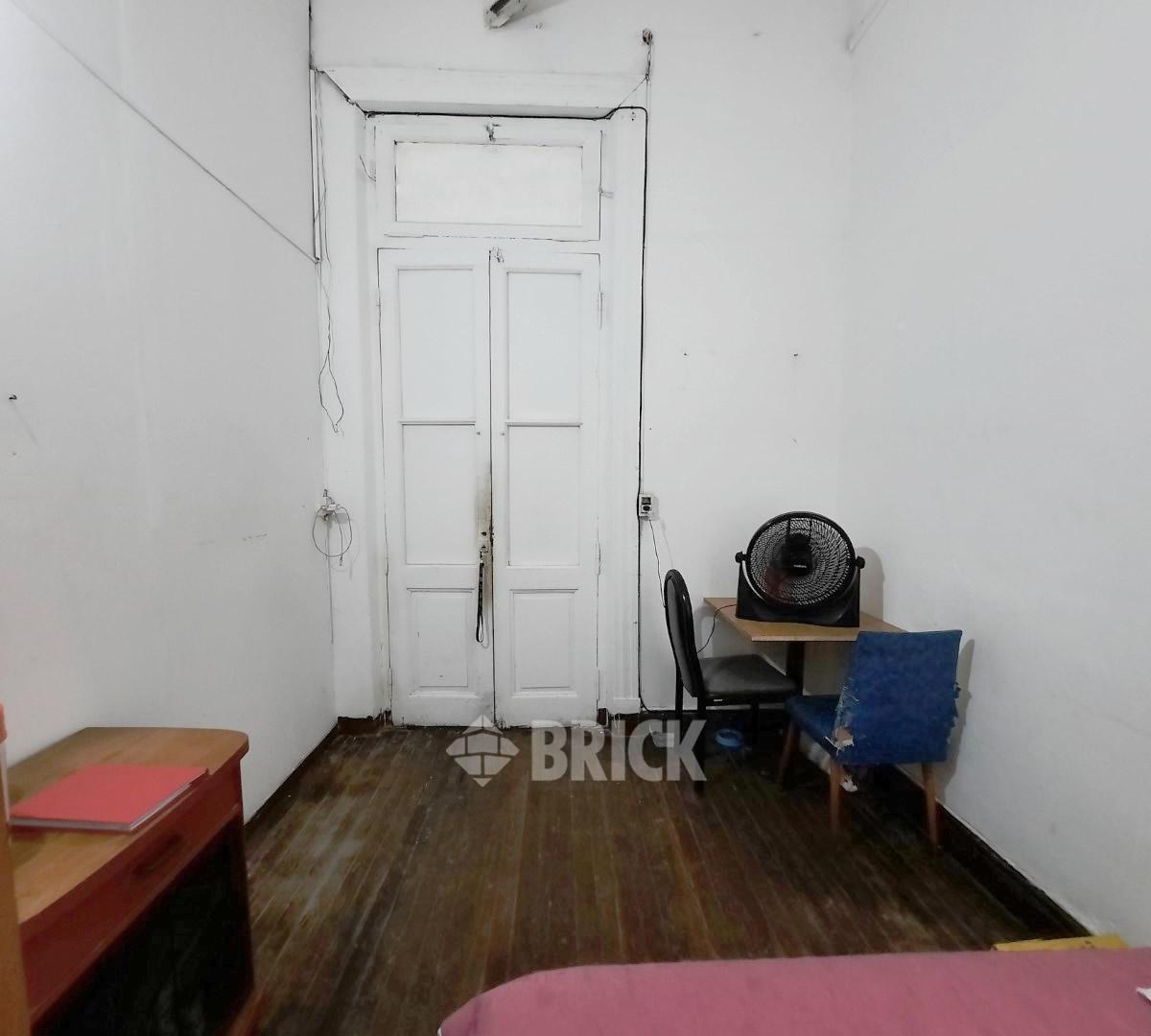 PH S/exp en Av Independencia y Av Entre Rios - Frente Entr Indep Balcon 2 Baños Completos 2