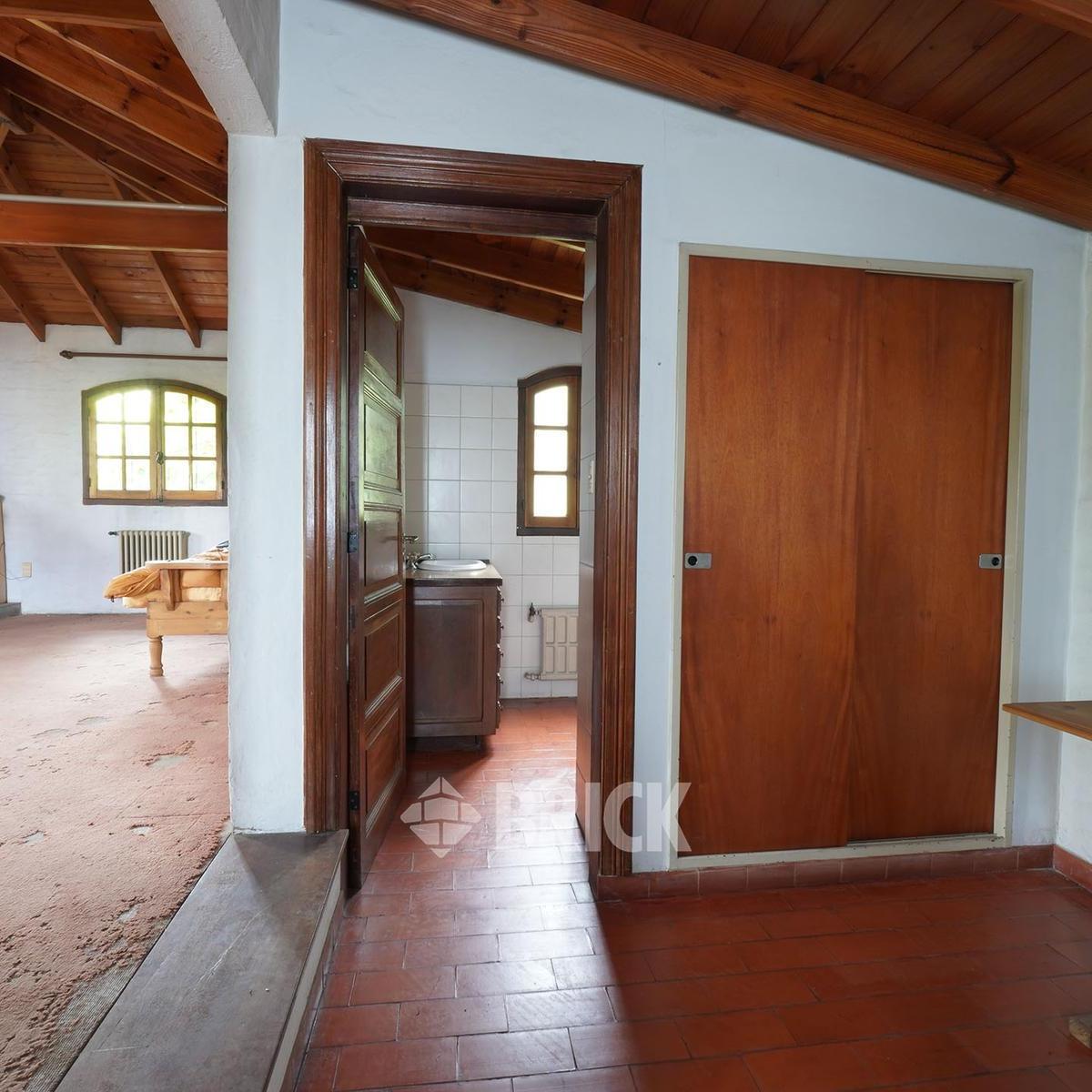 Casa en Condarco Al 900 - Espect Playroom T/al Fte en Esq Balcon Patio Gran Parrilla 2