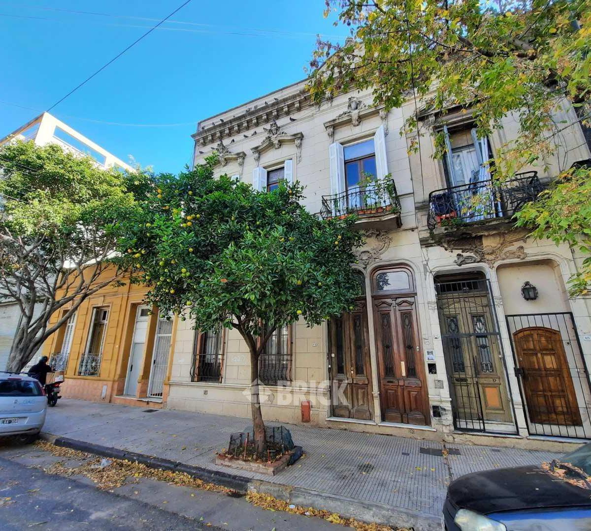 PH S/exp Al Frente en Catamarca y Av Independencia - 114 m² Gran Patio Todo Sol 5