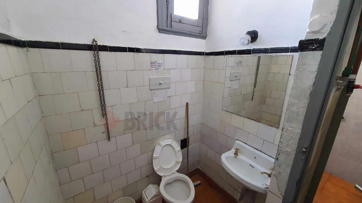(Ideal Hostel) Piso 11 Habitaciones en San Jose Al 300 - 383 m² Totales - Monserrat 5