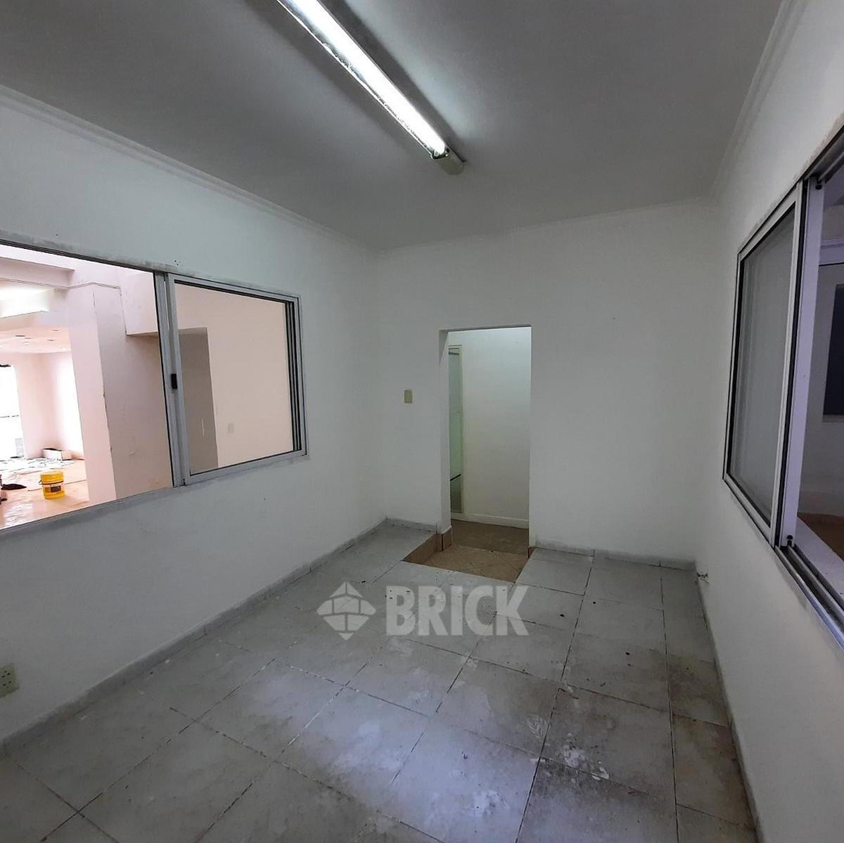 Lote de 8.60x24.88 m en Carlos Calvo Al 1100 - Corredor Medio a Construir 1.650 m² Netos Vendibles 3
